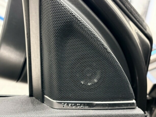 peugeot-5008-bensin-2018-big-7