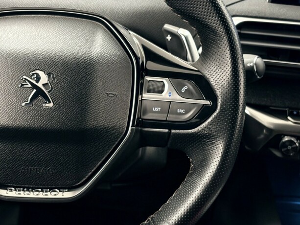 peugeot-5008-bensin-2018-big-13