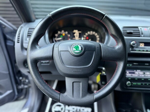 skoda-fabia-bensin-2012-big-14