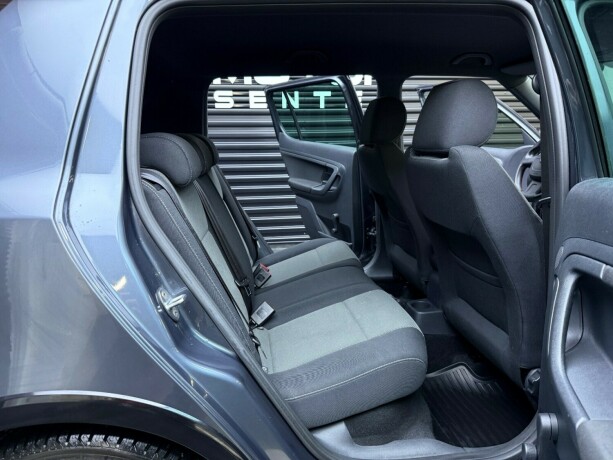 skoda-fabia-bensin-2012-big-22