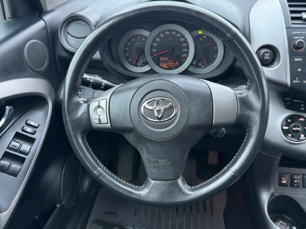 toyota-rav4-bensin-2006-big-14