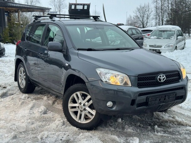 toyota-rav4-bensin-2006-big-0