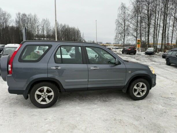 honda-cr-v-bensin-2005-big-5