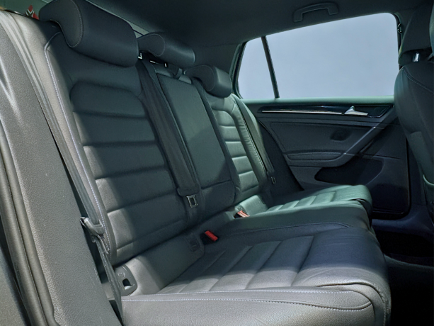 volkswagen-golf-elektrisitetbensin-2016-big-2