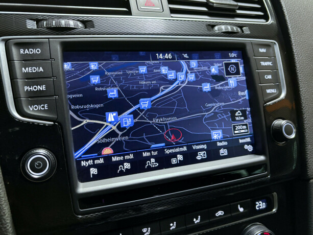 volkswagen-golf-elektrisitetbensin-2016-big-6