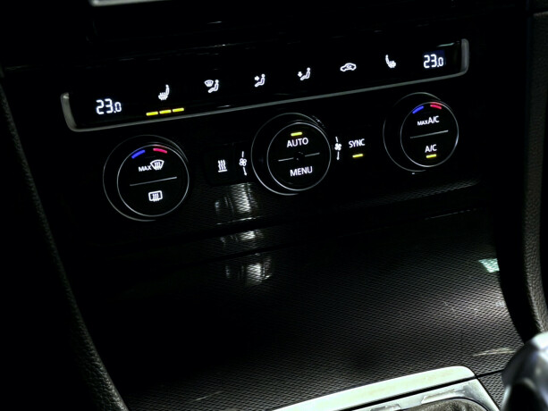 volkswagen-golf-elektrisitetbensin-2016-big-12