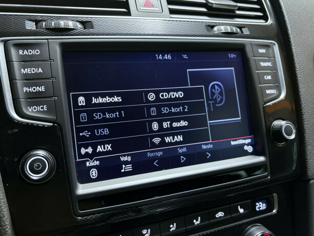 volkswagen-golf-elektrisitetbensin-2016-big-9