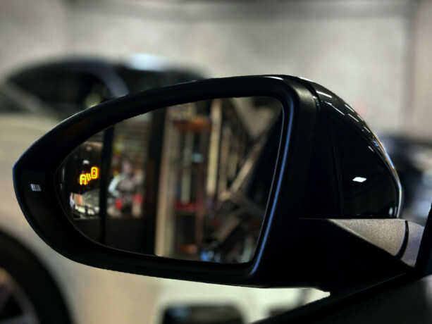 volkswagen-golf-elektrisitetbensin-2016-big-20