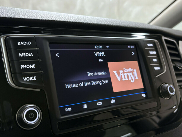 volkswagen-golf-sportsvan-bensin-2016-big-8