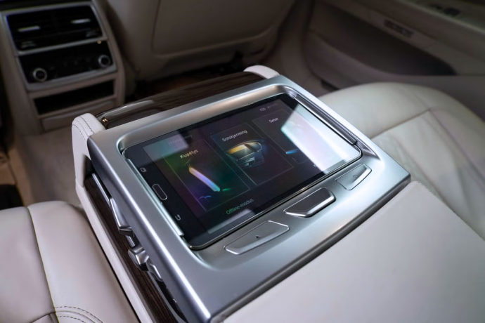 bmw-7-serie-elektrisitetbensin-2017-big-3