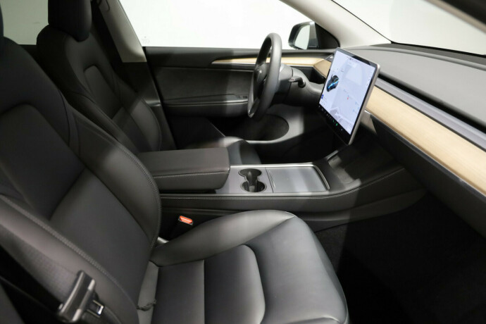 tesla-model-y-elektrisitet-2021-big-7