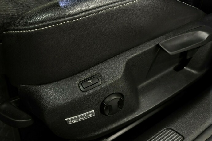 volkswagen-golf-bensin-2016-big-15