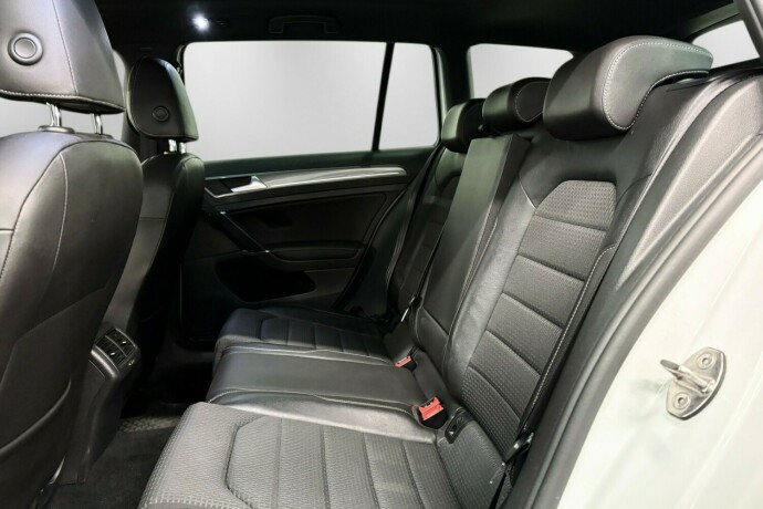 volkswagen-golf-bensin-2016-big-40