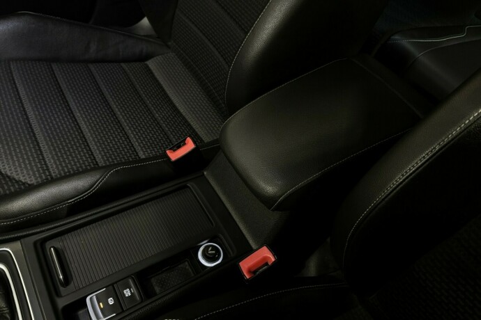 volkswagen-golf-bensin-2016-big-36