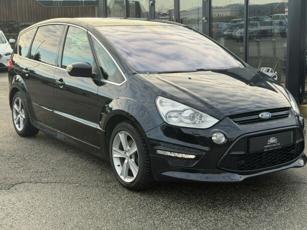ford-s-max-diesel-2011-big-0