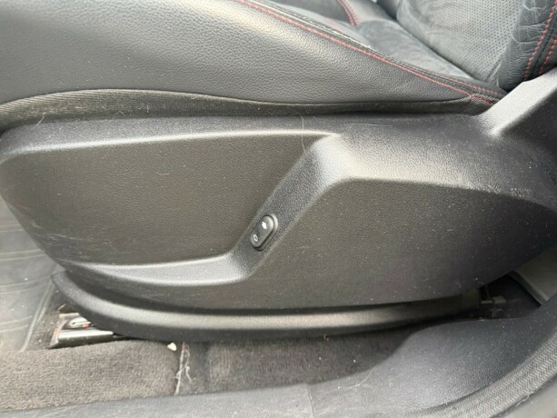 ford-s-max-diesel-2011-big-16