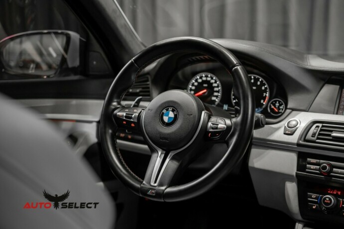 bmw-m5-bensin-2012-big-54