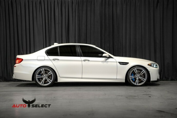 bmw-m5-bensin-2012-big-21