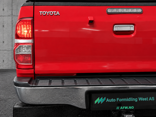 toyota-hilux-diesel-2014-big-28