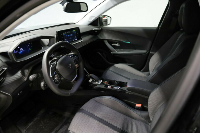 peugeot-2008-elektrisitet-2021-big-6