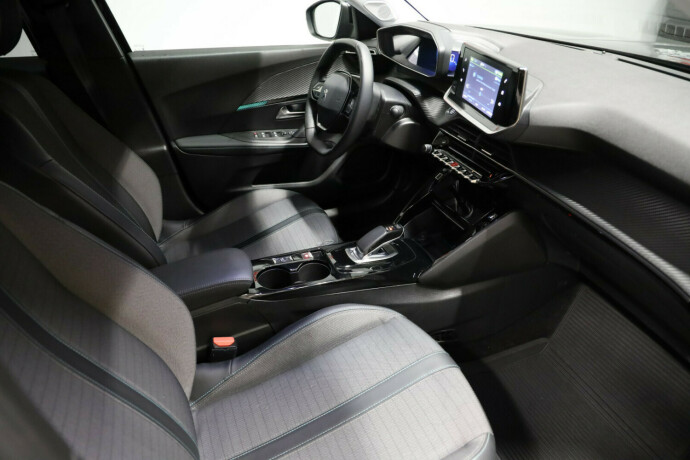 peugeot-2008-elektrisitet-2021-big-9