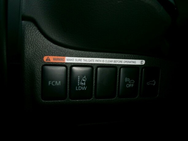 mitsubishi-outlander-elektrisitetbensin-2014-big-11