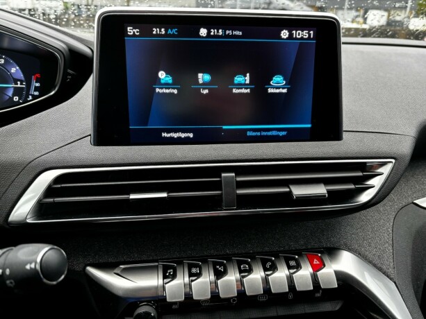 peugeot-5008-bensin-2019-big-23