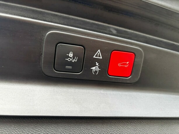 peugeot-5008-bensin-2019-big-35