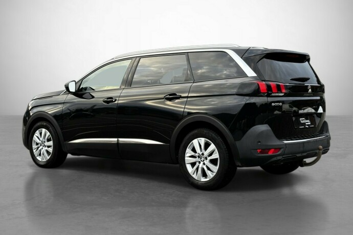 peugeot-5008-bensin-2019-big-8