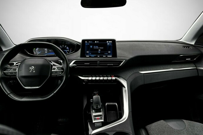 peugeot-5008-bensin-2019-big-29