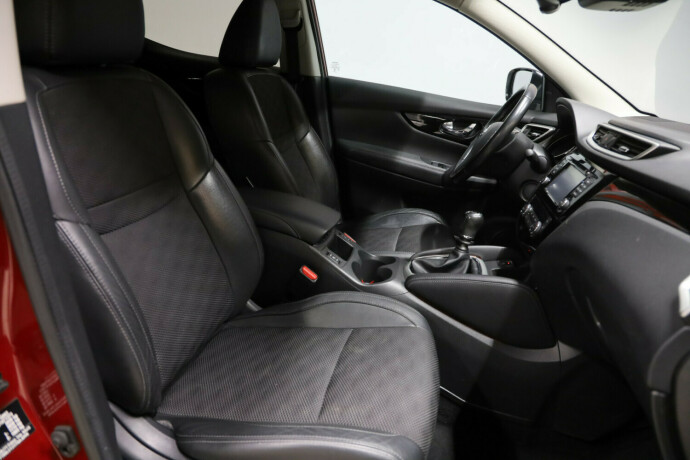 nissan-qashqai-diesel-2017-big-10