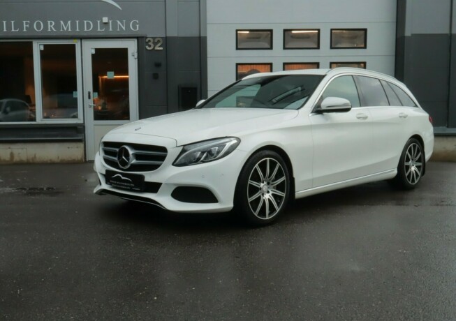 mercedes-benz-c-klasse-plug-in-petrol-2016-big-0