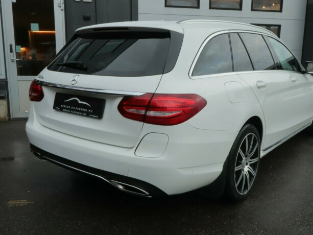 mercedes-benz-c-klasse-plug-in-petrol-2016-big-5