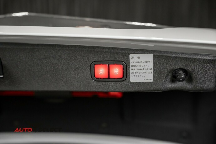 mercedes-benz-e-klasse-bensin-2010-big-15