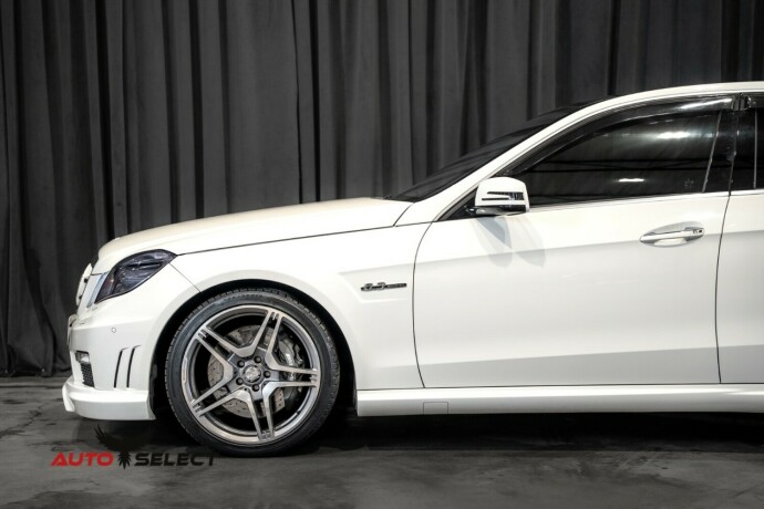 mercedes-benz-e-klasse-bensin-2010-big-9