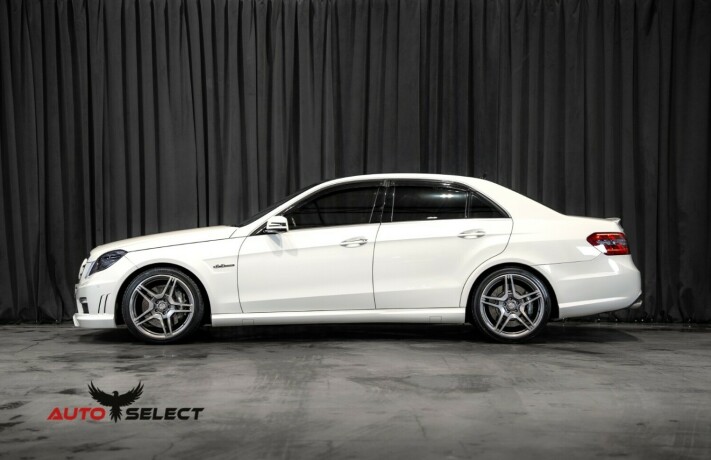 mercedes-benz-e-klasse-bensin-2010-big-8