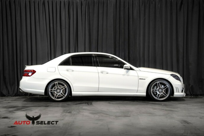 mercedes-benz-e-klasse-bensin-2010-big-18