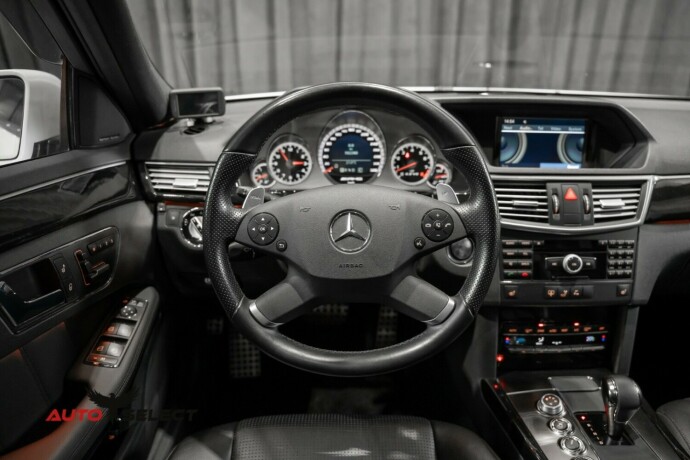 mercedes-benz-e-klasse-bensin-2010-big-37