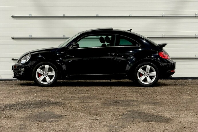 volkswagen-beetle-bensin-2016-big-4