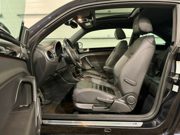 volkswagen-beetle-bensin-2016-big-7