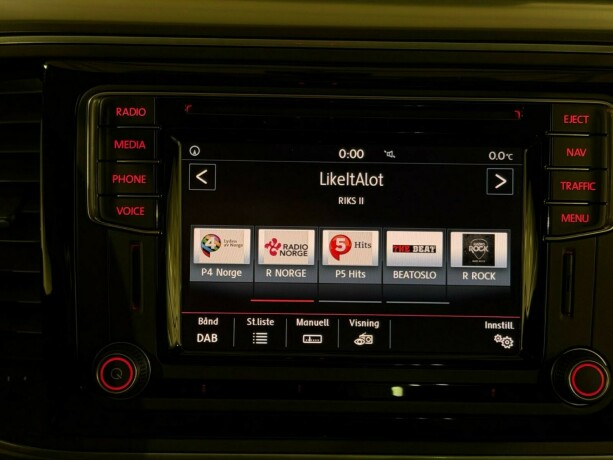 volkswagen-beetle-bensin-2016-big-18