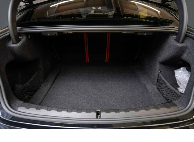 bmw-m3-bensin-2022-big-41