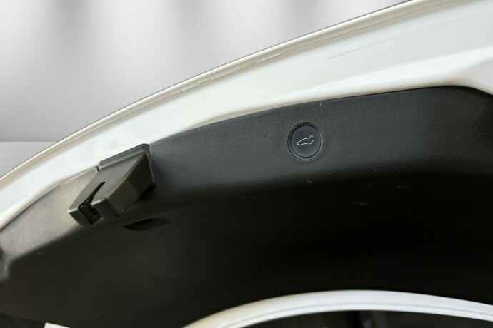 tesla-model-3-elektrisitet-2021-big-13