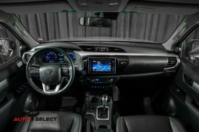 toyota-hilux-diesel-2018-big-32