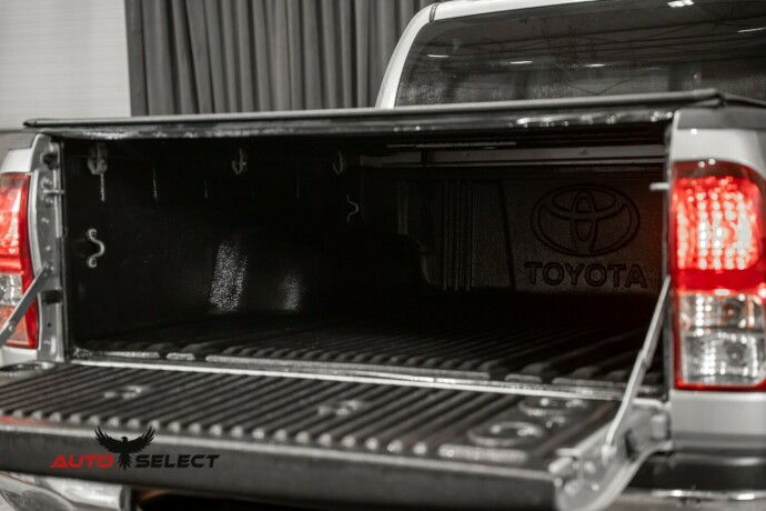 toyota-hilux-diesel-2018-big-10