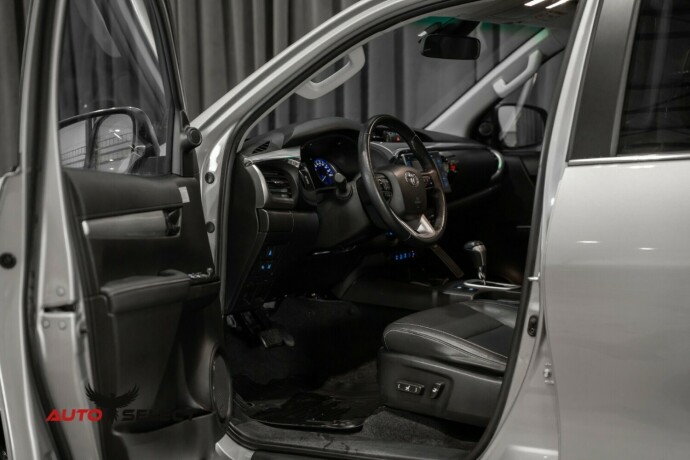 toyota-hilux-diesel-2018-big-19