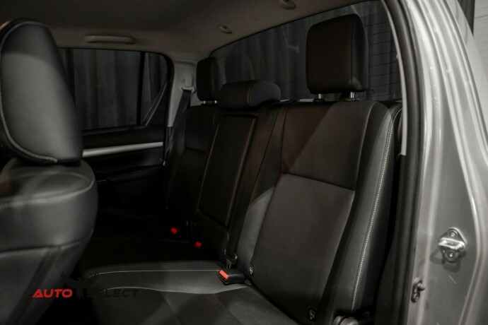 toyota-hilux-diesel-2018-big-15