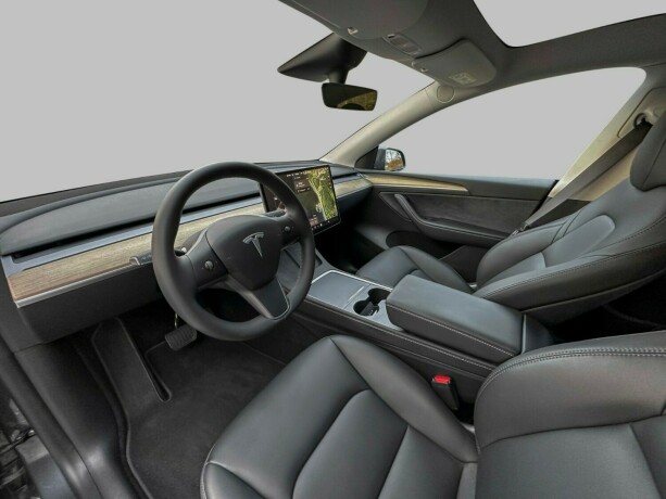 tesla-model-y-elektrisitet-2022-big-9