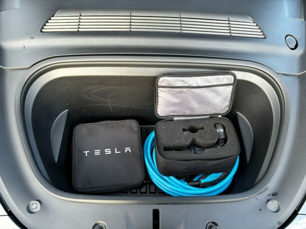 tesla-model-y-elektrisitet-2022-big-37