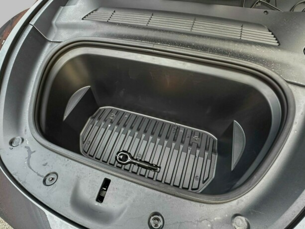 tesla-model-y-elektrisitet-2022-big-28